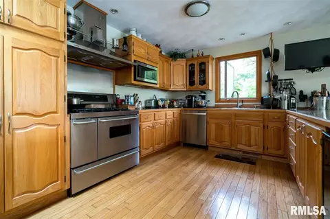 8100 W Tuscarora Rd, Mapleton, IL 61547 photo 6