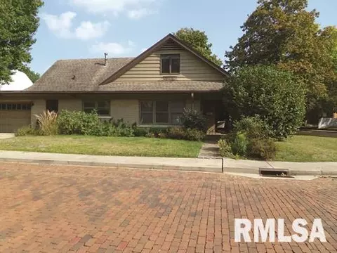 220 N Kickapoo Ter, Peoria, IL 61604 photo 3
