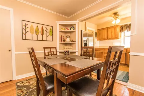 819 E Willcox Ave, Peoria, IL 61603 photo 9