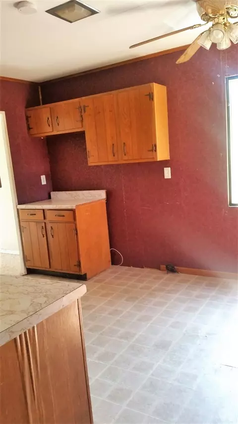710 N Edwards St, Macomb, IL 61455 photo 6
