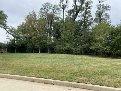 lot18 W Woods Edge Dr, Peoria, IL 61614