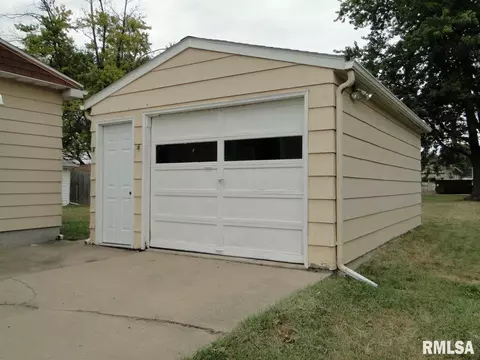 1132 E Washington St, Macomb, IL 61455 photo 26