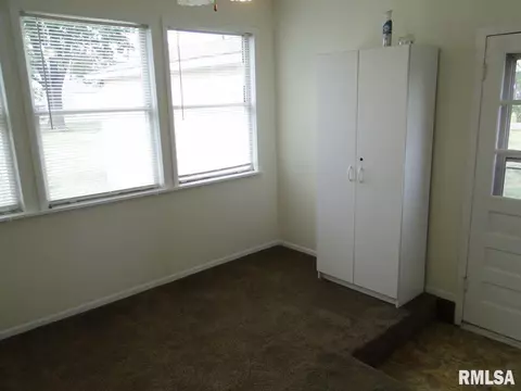 1132 E Washington St, Macomb, IL 61455 photo 13