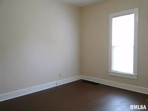 1132 E Washington St, Macomb, IL 61455 photo 15