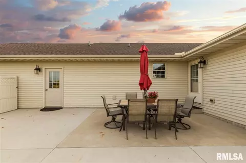 8123 W Thorngate Dr, Mapleton, IL 61547 photo 35
