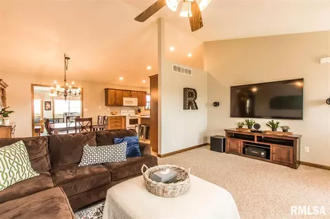 8123 W Thorngate Dr, Mapleton, IL 61547 photo 7