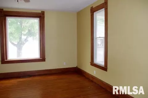 342 S Johnson St, Macomb, IL 61455 photo 14