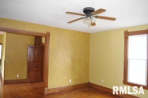 342 S Johnson St, Macomb, IL 61455 photo 15