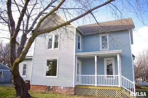 342 S Johnson St, Macomb, IL 61455 photo 2