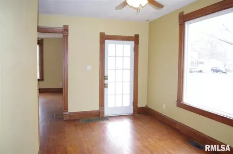 342 S Johnson St, Macomb, IL 61455 photo 13