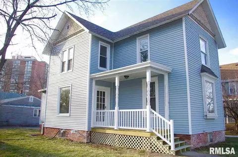 342 S Johnson St, Macomb, IL 61455 photo 1