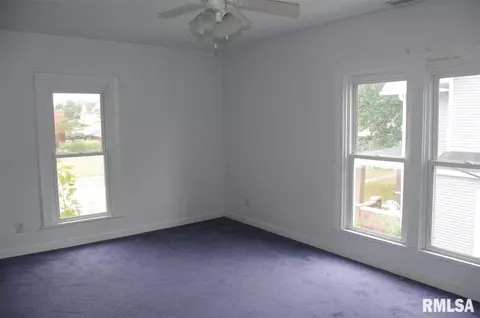 409 E Carroll St, Macomb, IL 61455 photo 20