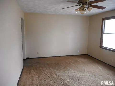 408 N 2nd St, Dunlap, IL 61525 photo 3