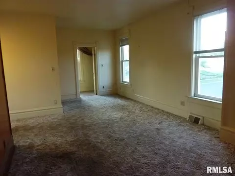 200 N 2nd, Dunlap, IL 61525 photo 17