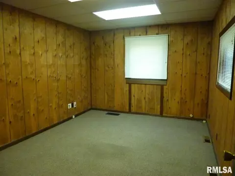 200 N 2nd, Dunlap, IL 61525 photo 5
