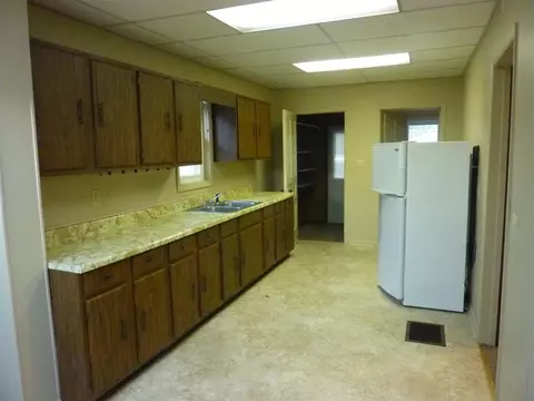 200 N 2nd, Dunlap, IL 61525 photo 12