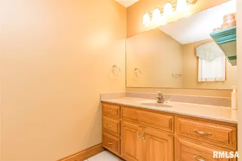 8011 W Thorngate Dr, Mapleton, IL 61547 photo 21