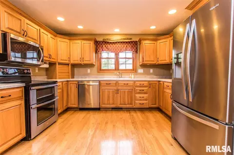 8011 W Thorngate Dr, Mapleton, IL 61547 photo 8