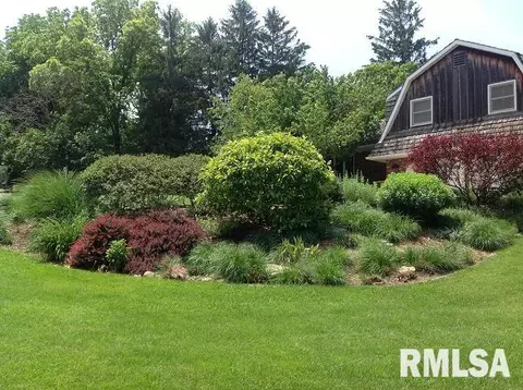 100 Parkway Dr, Eureka, IL 61530 photo 3