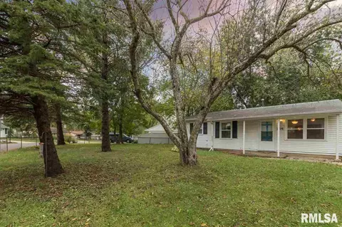 2216 E Linnhill Ln, Washington, IL 61571 photo 2