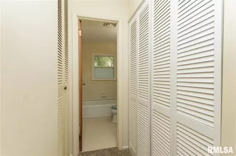 2216 E Linnhill Ln, Washington, IL 61571 photo 25