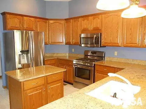 3712 W Eagle, Dunlap, IL 61525 photo 9