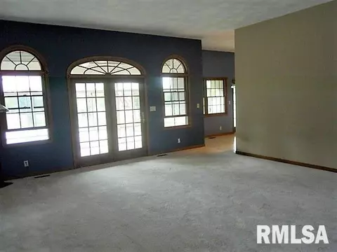 3712 W Eagle, Dunlap, IL 61525 photo 6
