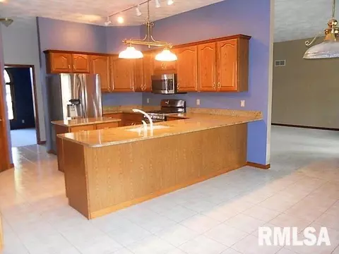 3712 W Eagle, Dunlap, IL 61525 photo 7