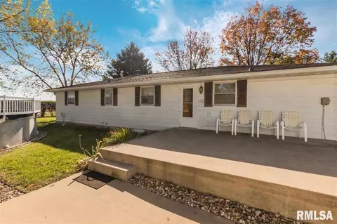 607 E Sheridan St, Manito, IL 61546 photo 34
