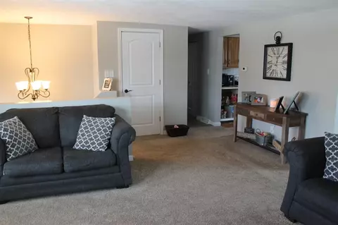 9345 W Darlington Dr, Mapleton, IL 61547 photo 10