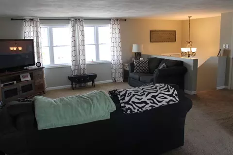 9345 W Darlington Dr, Mapleton, IL 61547 photo 11