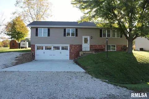 9345 W Darlington Dr, Mapleton, IL 61547 photo 2