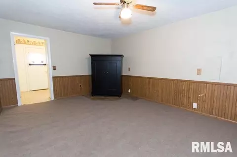 108 E 9th St, Delavan, IL 61734 photo 19