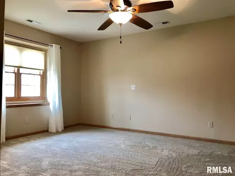 1234 Redbud Dr, Macomb, IL 61455 photo 28