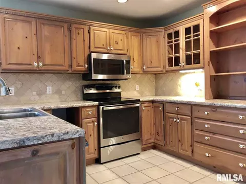1234 Redbud Dr, Macomb, IL 61455 photo 14