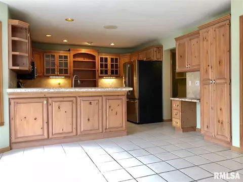 1234 Redbud Dr, Macomb, IL 61455 photo 11