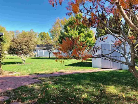 1207 Maple Ave, Macomb, IL 61455 photo 17