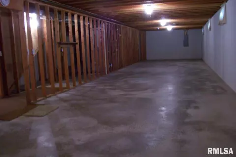 1260 E Juniper, Canton, IL 61520 photo 27