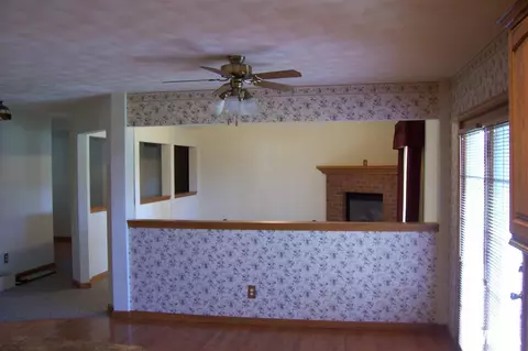 1260 E Juniper, Canton, IL 61520 photo 8