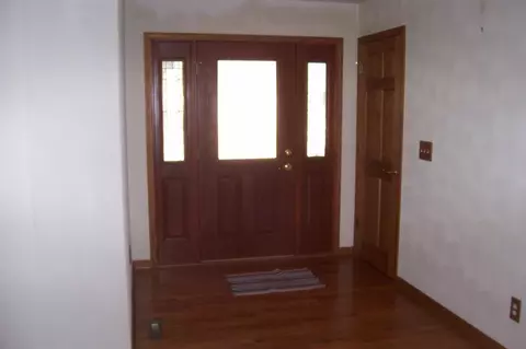 1260 E Juniper, Canton, IL 61520 photo 3