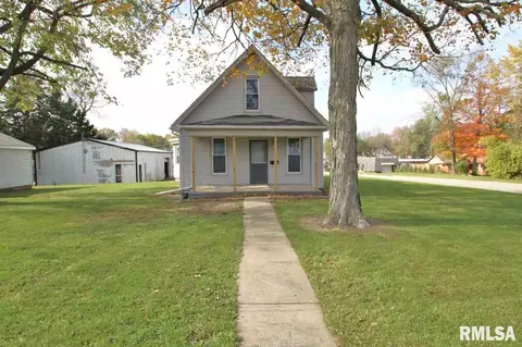 102 S Henry, Eureka, IL 61530 photo 7