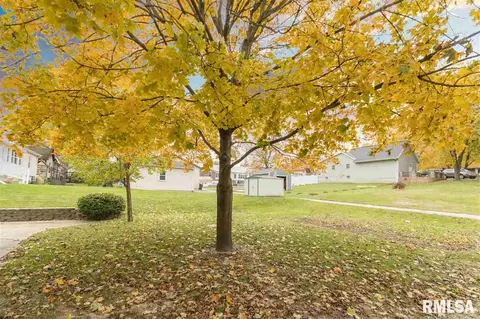 110 N Creamery St, Eureka, IL 61530 photo 33