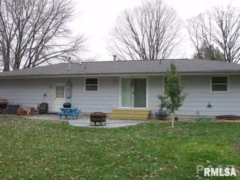 1138 E Grant St, Macomb, IL 61455 photo 22