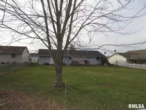 817 Dennis Dr, Eureka, IL 61530 photo 24