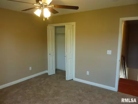910 Devonshire, Washington, IL 61571 photo 28
