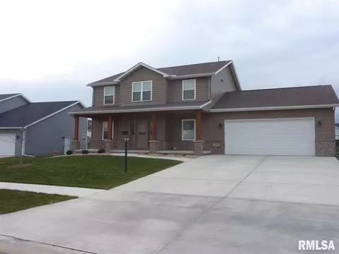 910 Devonshire, Washington, IL 61571 photo 1