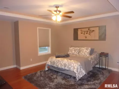 910 Devonshire, Washington, IL 61571 photo 31