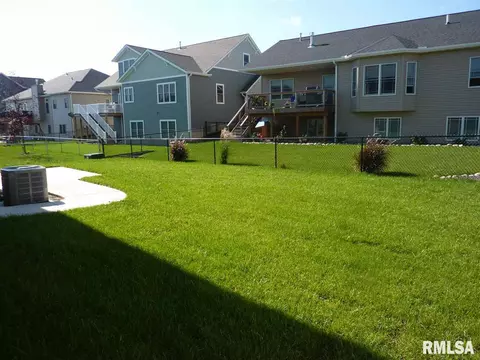 910 Devonshire, Washington, IL 61571 photo 35