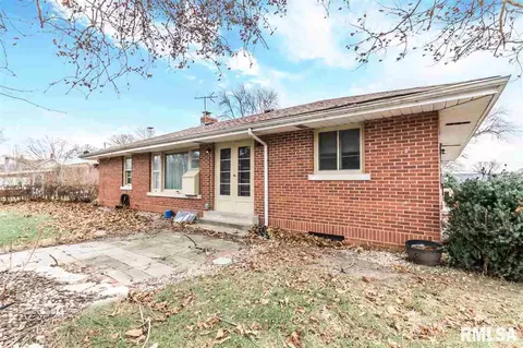 408 W Davison St, Roanoke, IL 61561 photo 29