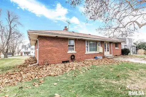 408 W Davison St, Roanoke, IL 61561 photo 28